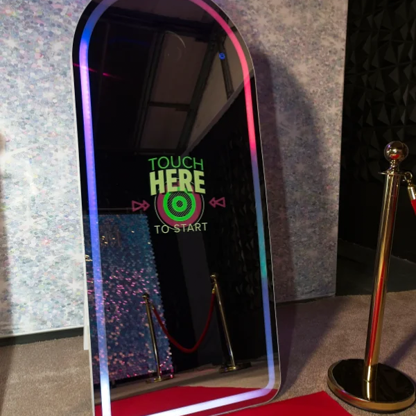 Mirrorbooth